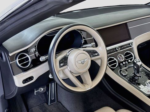 Used 2022 Bentley Continental GT AWD/4WD image 16