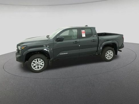 New 2026 Toyota Tacoma SR5 image 2