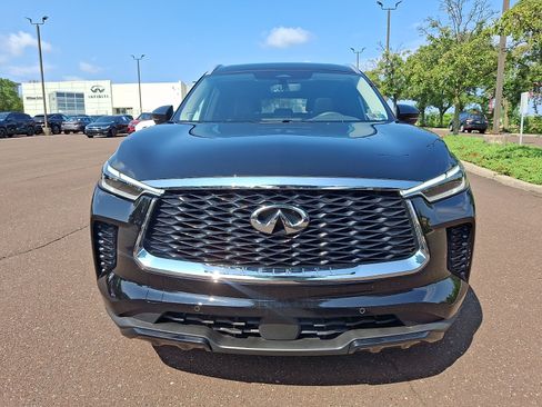 Certified 2025 INFINITI QX60 Luxe AWD/4WD image 2