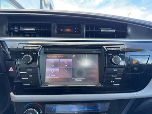 Used 2014 Toyota Corolla L image 15