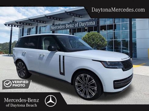 Used 2023 Land Rover Range Rover SE AWD/4WD image 1