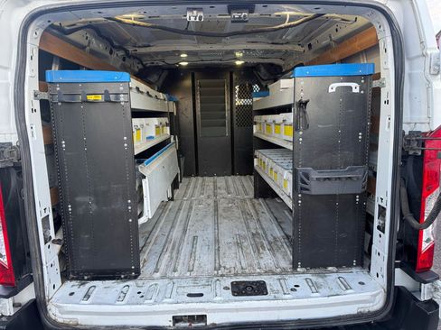 Used 2017 Ford Transit 250 130 Low Roof w/ Exterior Upgrade Package RWD image 23