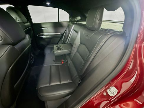 Used 2024 Cadillac XT4 Premium Luxury image 27