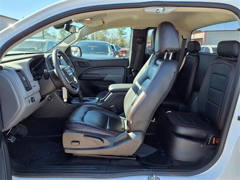 Used 2018 GMC Canyon W/T w/ Convenience Package image 17