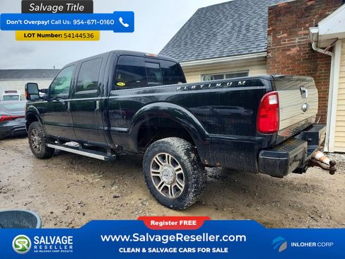 Used 2014 Ford F250 Platinum w/ FX4 Off-Road Package AWD/4WD image 3