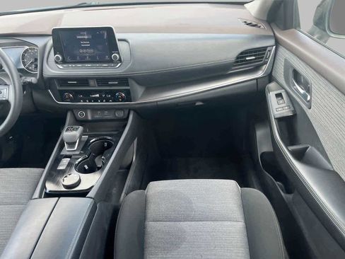 Used 2023 Nissan Rogue SV image 13