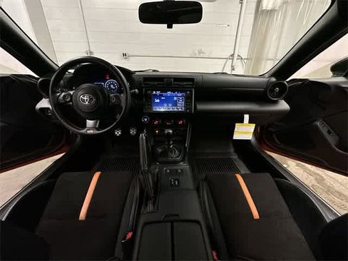 Used 2023 Toyota GR86 10th Anniversary SE image 19