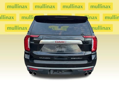 Used 2021 GMC Yukon Denali w/ Denali Premium Package AWD/4WD image 9