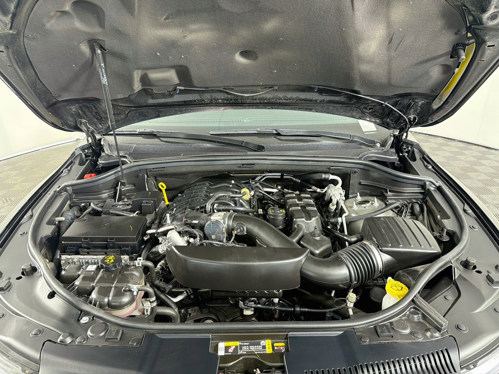 Used 2025 Dodge Durango GT RWD image 36