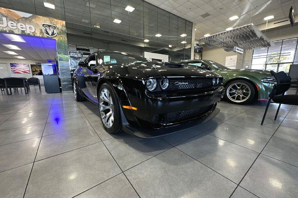 New 2023 Dodge Challenger SRT Hellcat Redeye RWD image 2