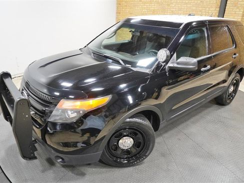 Used 2014 Ford Explorer 4WD Police Interceptor w/ 2-tone Vinyl Package #1 image 2
