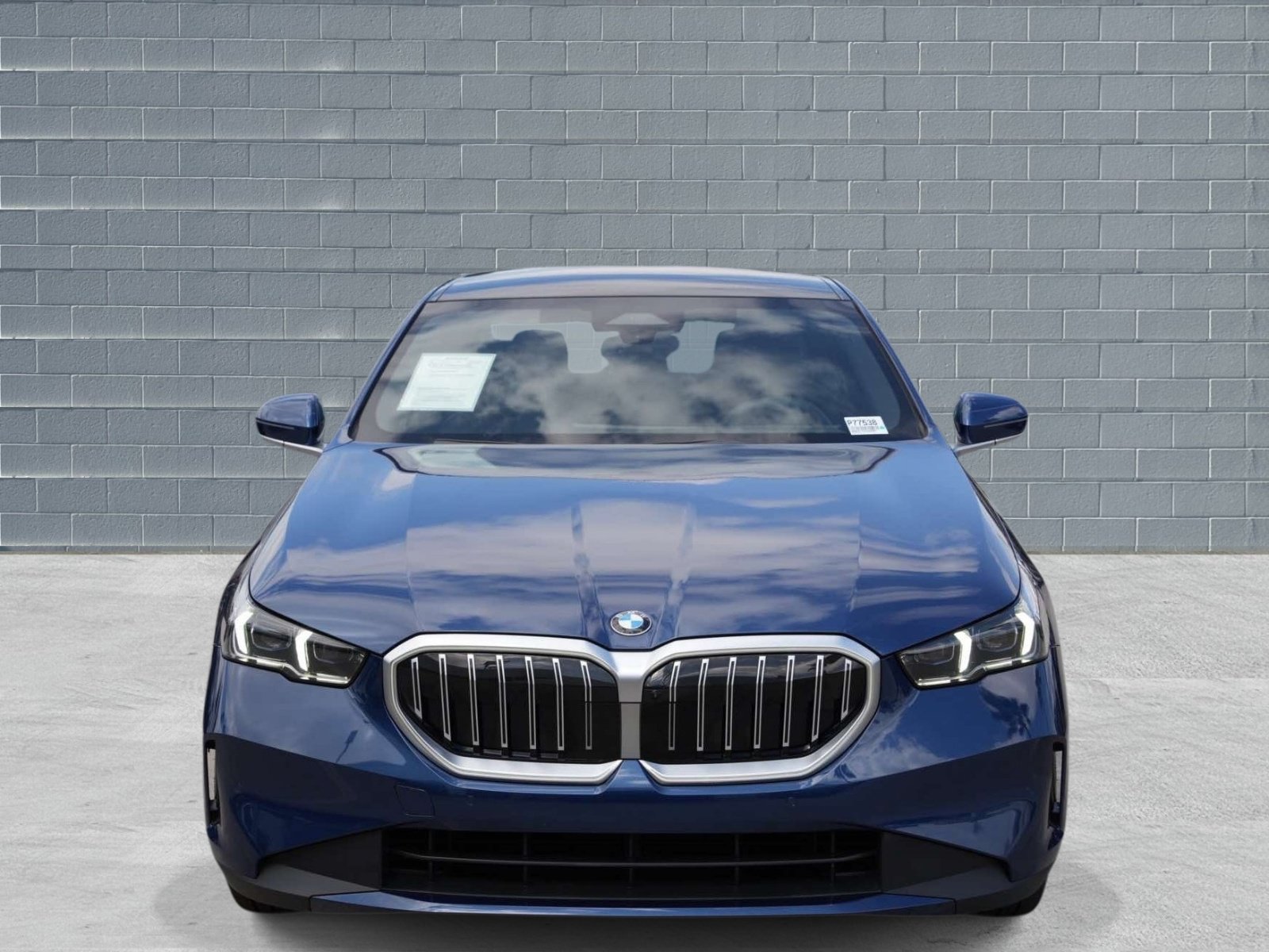 Used 2026 BMW 540i xDrive AWD/4WD image 2