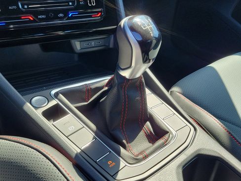 New 2026 Volkswagen Jetta GLI Autobahn FWD image 26
