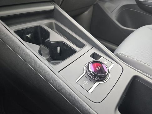 New 2026 Volkswagen Tiguan SE R-Line image 17