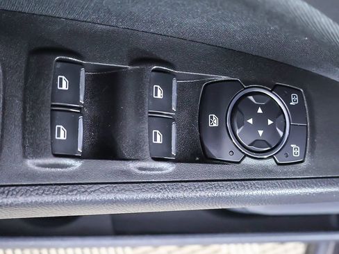 Used 2020 Ford Fusion SE image 29