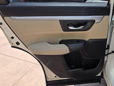 Used 2017 Honda CR-V LX image 25