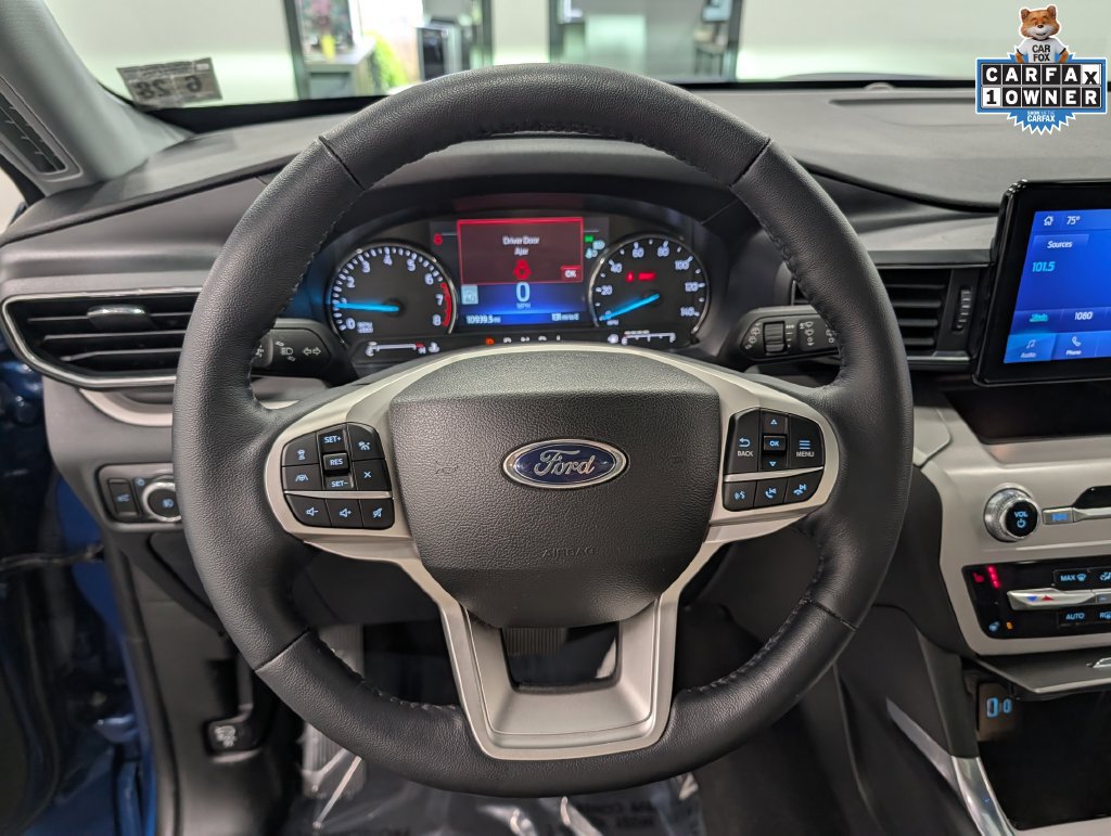 Used 2023 Ford Explorer XLT w/ Equipment Group 202A AWD/4WD image 22
