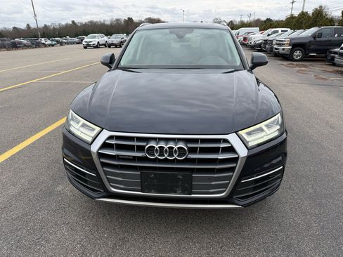 Used 2020 Audi Q5 2.0T Premium Plus w/ Premium Plus Package image 4