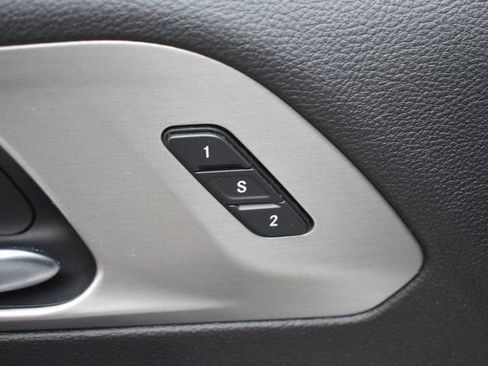 Used 2021 Chrysler Pacifica Limited w/ S Appearance Package image 16