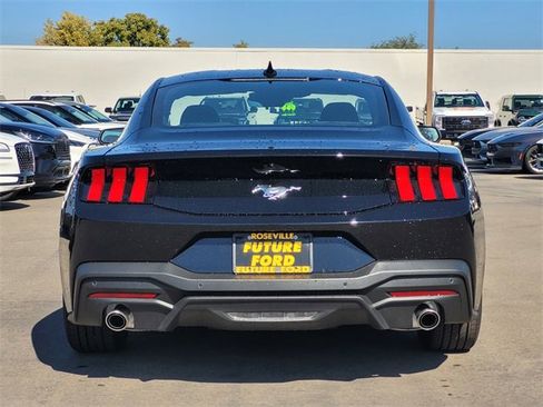 New 2025 Ford Mustang Coupe image 5