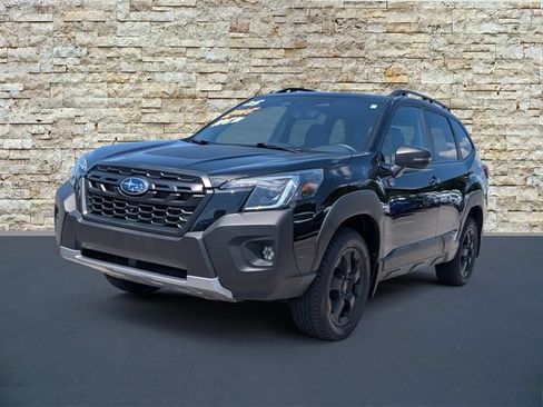 Used 2025 Subaru Forester Wilderness AWD/4WD image 5