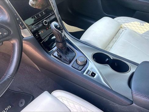 Used 2020 INFINITI Q50 Red Sport 400 w/ Carbon Fiber Package RWD image 13