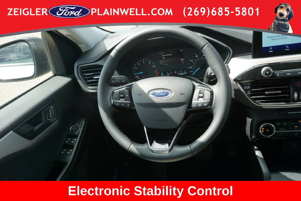 Used 2022 Ford Escape SE w/ Cold Weather Package AWD/4WD image 13
