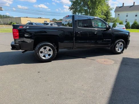 Used 2018 Chevrolet Silverado 1500 LT w/ All Star Edition AWD/4WD image 17