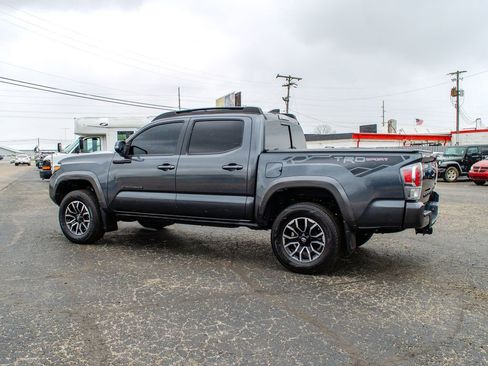 Used 2023 Toyota Tacoma TRD Sport image 6