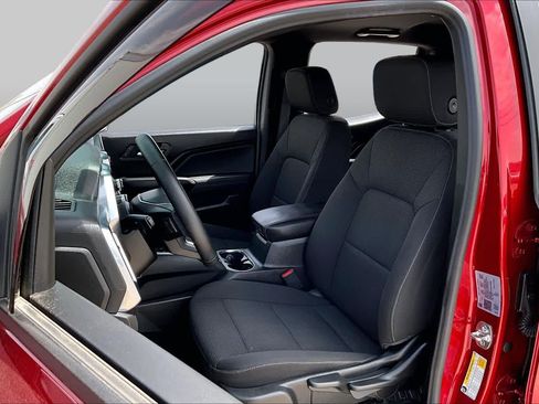 Used 2024 GMC Canyon Elevation w/ Convenience Package RWD image 8