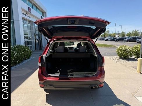 Used 2019 Subaru Forester Premium w/ All-Weather Package AWD/4WD image 8
