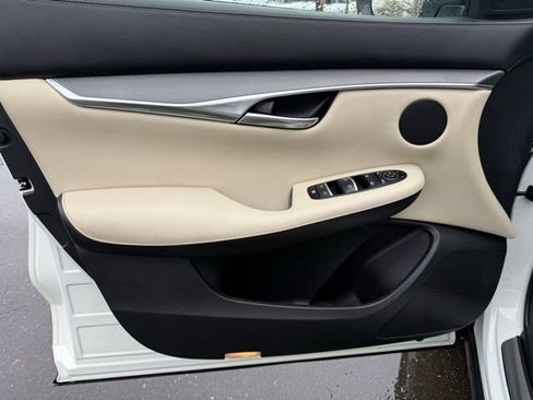 Used 2022 INFINITI QX50 Luxe image 24