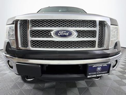 Used 2012 Ford F150 Lariat w/ Lariat Chrome Pkg AWD/4WD image 2