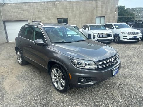 Used 2012 Volkswagen Tiguan S AWD/4WD image 8