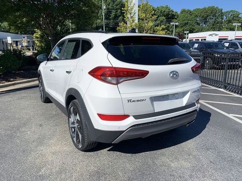 Used 2016 Hyundai Tucson Limited w/ Option Group 03 FWD image 6