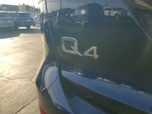 Used 2024 Audi Q4 e-tron Premium image 7