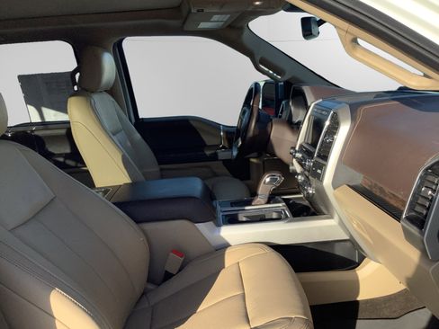 Used 2020 Ford F150 Lariat image 15