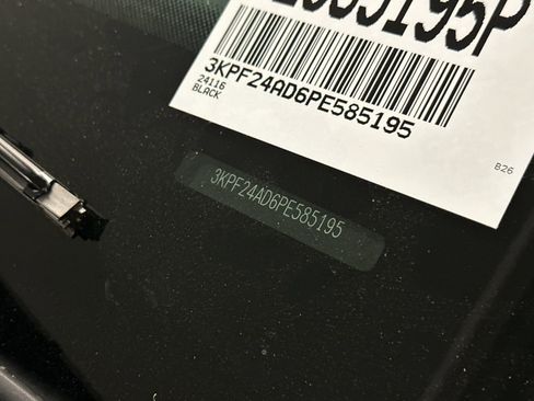 Certified 2023 Kia Forte LXS image 35