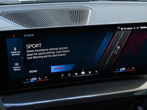 Used 2025 BMW M4 Competition image 19