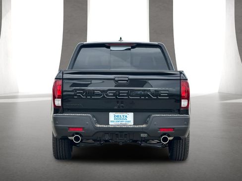 New 2026 Honda Ridgeline Black Edition image 5