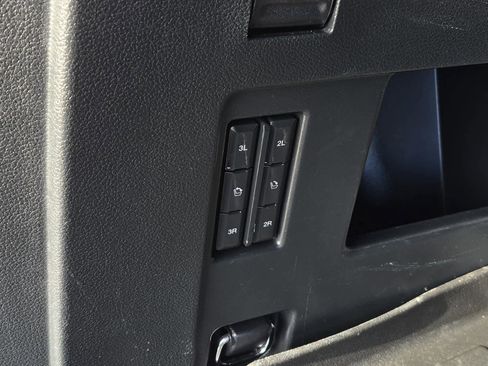 Used 2021 Ford Expedition King Ranch image 11