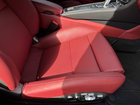 Certified 2025 Porsche 718 Boxster S RWD image 15
