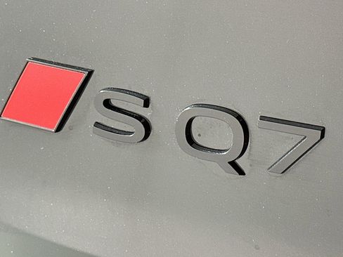 New 2026 Audi SQ7 Premium Plus image 10