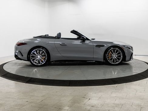 Used 2022 Mercedes-Benz SL 63 AMG 4MATIC image 38