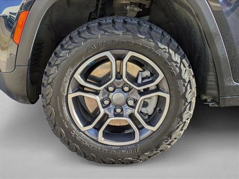 Used 2023 Jeep Grand Cherokee Trailhawk w/ Advanced Protech Group II image 25