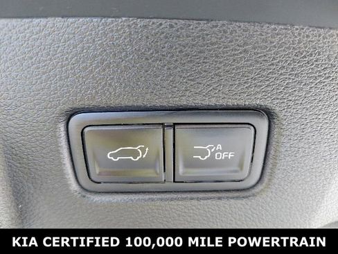 Certified 2024 Kia Telluride EX w/ EX Captain's Chair Package FWD image 31
