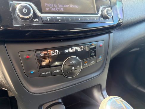 Used 2018 Nissan Sentra SV image 36