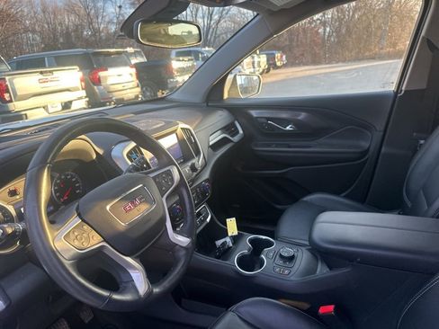 Certified 2022 GMC Terrain SLT w/ Infotainment Package II image 17