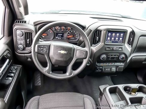 Used 2025 Chevrolet Silverado 2500 Custom w/ Custom Value Package AWD/4WD image 13