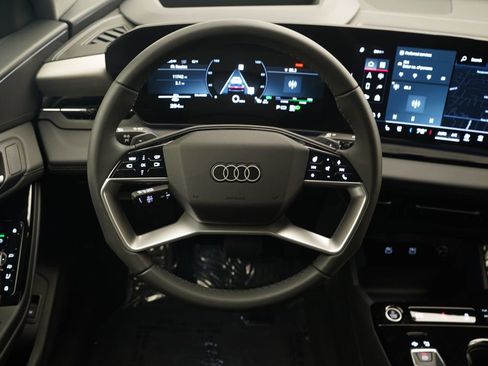 Certified 2025 Audi Q6 e-tron Premium Plus w/ Premium Plus AWD/4WD image 9